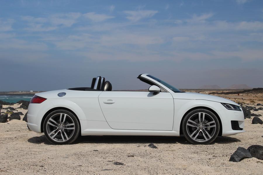  Audi TT Roadster 2.0 TFSI Quattro (8S) 2014 года  (WW) (фото 9 из 11)